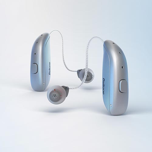 Audífonos para personas mayores de 80 años: Mejorando la calidad de vida auditiva en la tercera edad