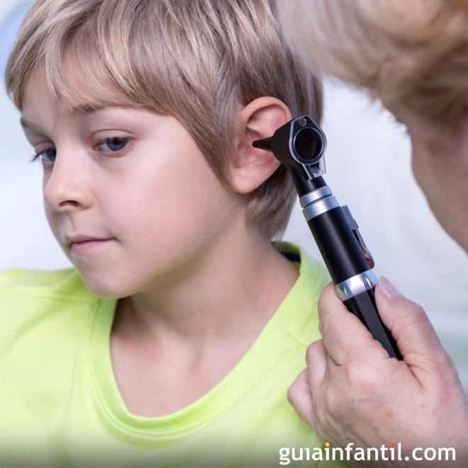 Guía completa sobre el tapón de cera en el oído: causas, síntomas y soluciones
